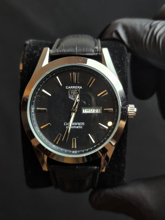 Tag Heuer Calibre  Black colour